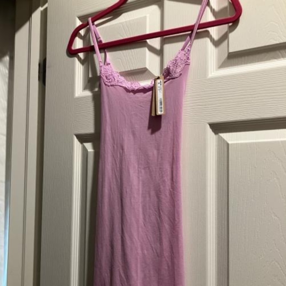 NWT SKIMS XXS petal mini lace fits everybody dress